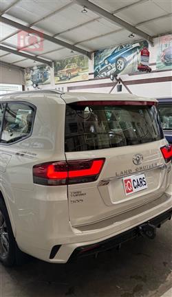 تويوتا لاندكروزر